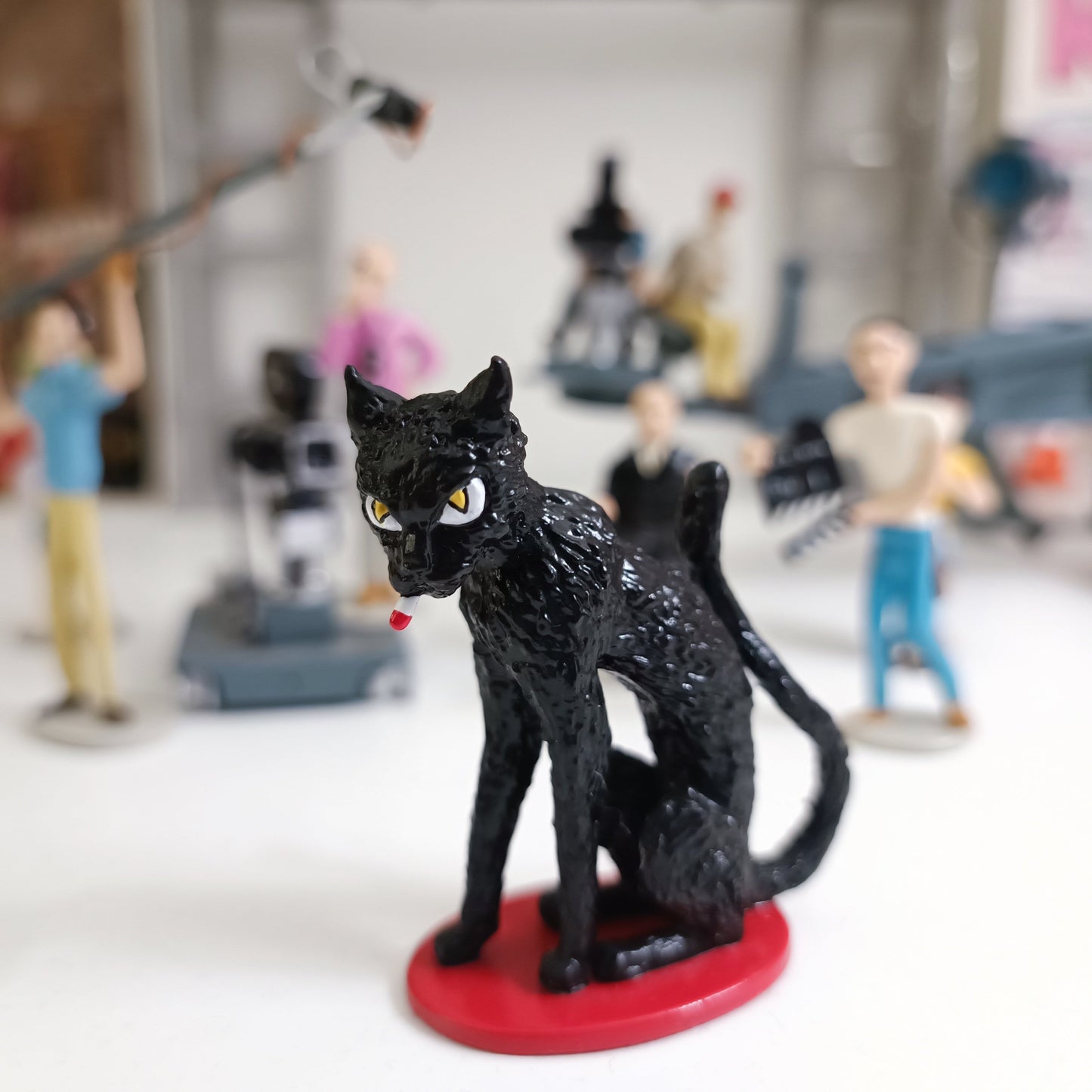FIGURINE PIXI LE CHAT QUI FUME